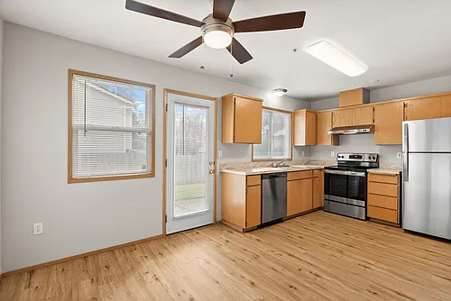 Floor plan 2 Bedroom 2 1/2 Bathroom w/Garage