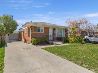 6661 N Beech Daly Rd, Dearborn Heights, MI 48127