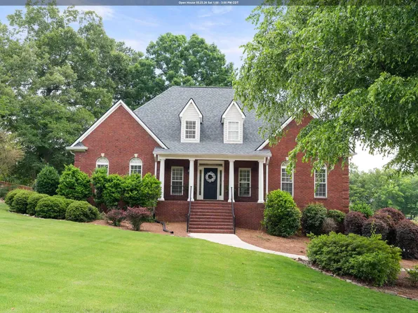 108 Saddle Lake Dr, Alabaster, AL 35007