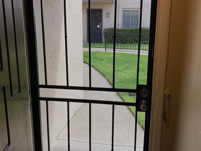 5913 Via Casitas — Photo 22