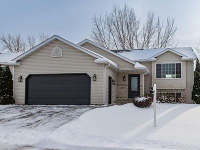 600 4th St NE, Byron, MN, 55920