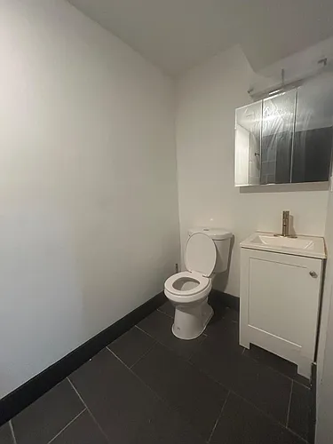 11 Thomas St Photo 1
