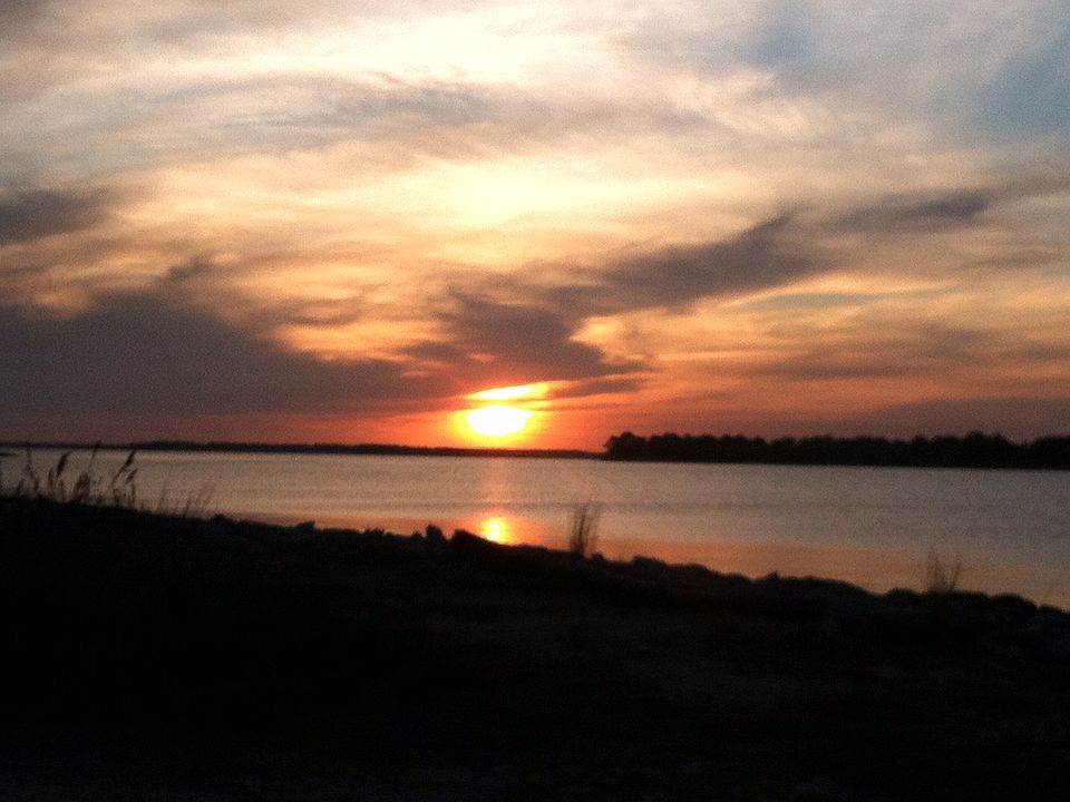 1st image of 16 S Shore Dr