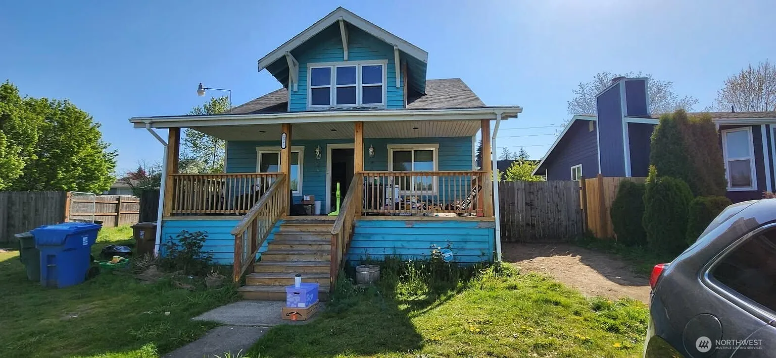 2943 59th Avenue NE photo 1