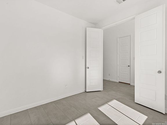 3rd image of 5721 Huron Drive