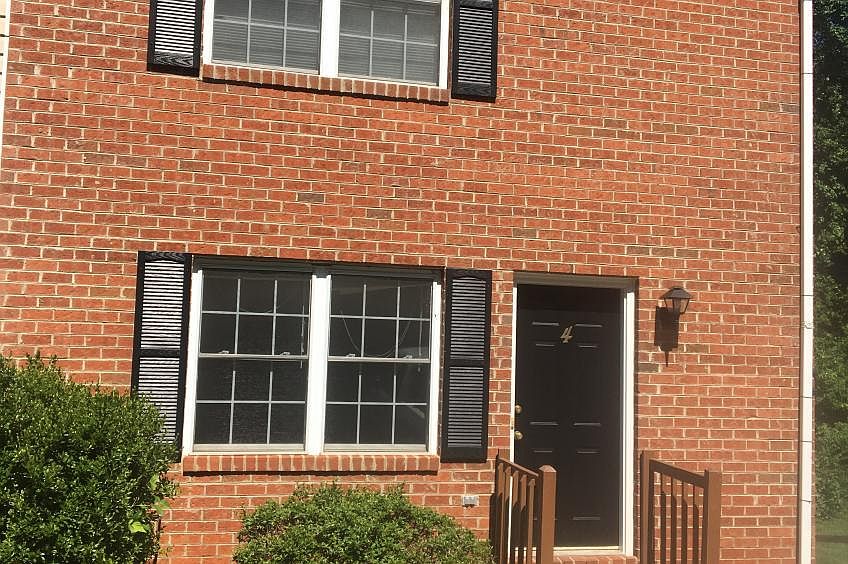 1st image of 101 1/2 Hampden Dr APT 2
