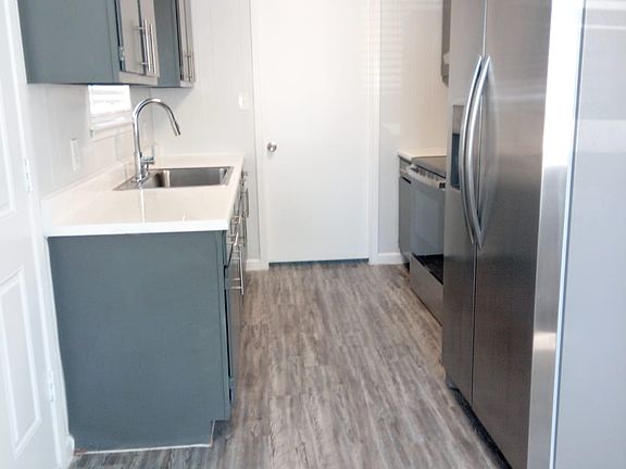 3rd image of 226 Redbud Ln #B