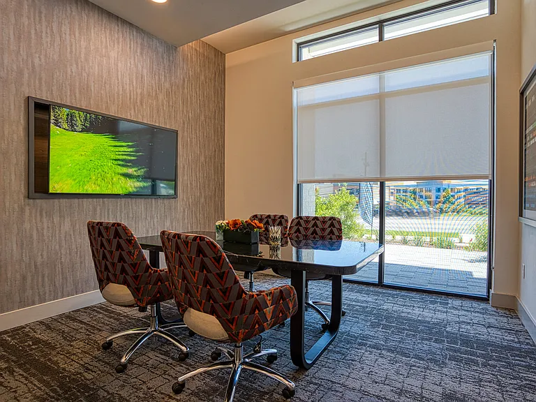 Alexan Riverside — Photo 25