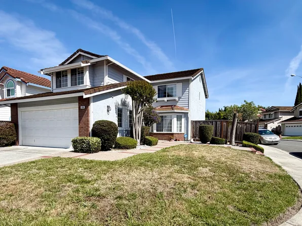 1066 Sandalwood Ln, Milpitas, CA 95035