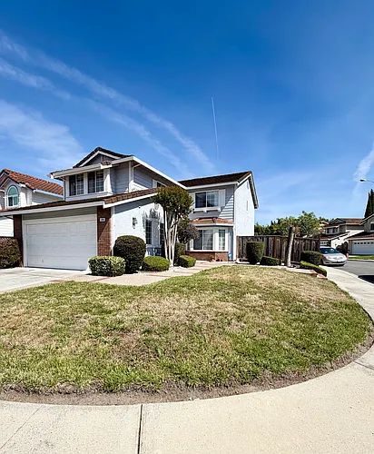 1066 Sandalwood Ln Photo 1