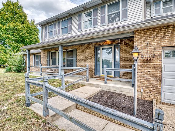 4th image of 583 Waterlot Ct
