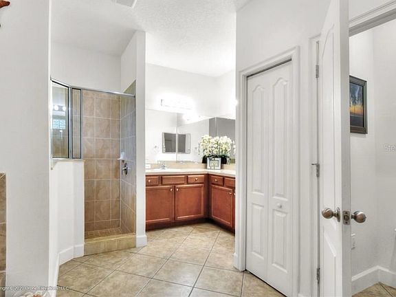 5th image of 6446 Evergreen Park Dr