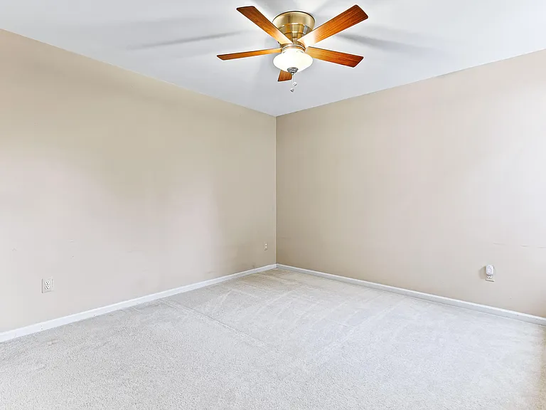22479 Havergale St — Photo 24