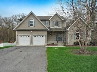 5 Kasch Ct, Monroe, NY 10950