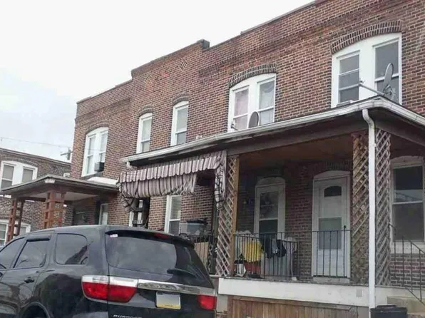 14 W 8th St, Marcus Hook, PA 19061