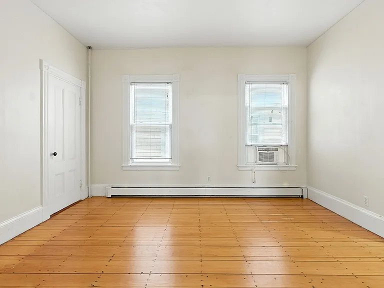 545 Broadway #1 — Photo 16