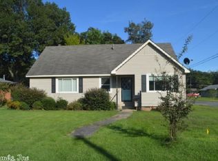 1611 S Spring St, Stuttgart, AR 72160