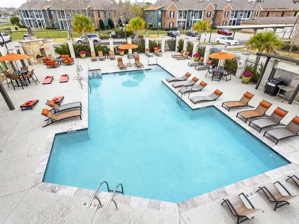 La Veranda at Polly Lane Apartments