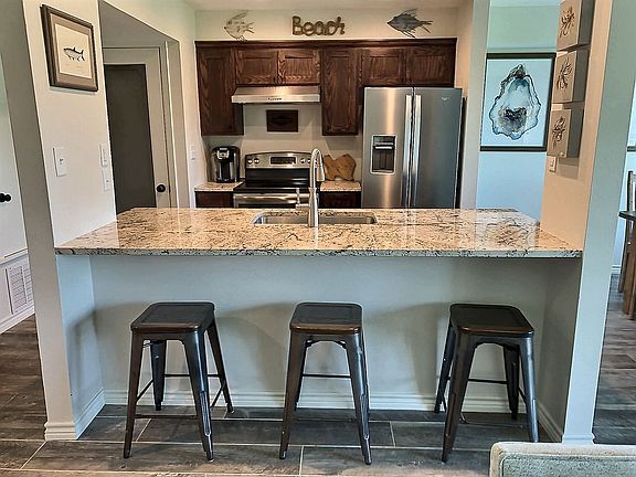 3rd image of 2403 Bayhouse Dr
