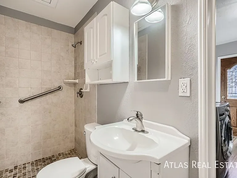 1620 Phoenix Ct — Photo 6