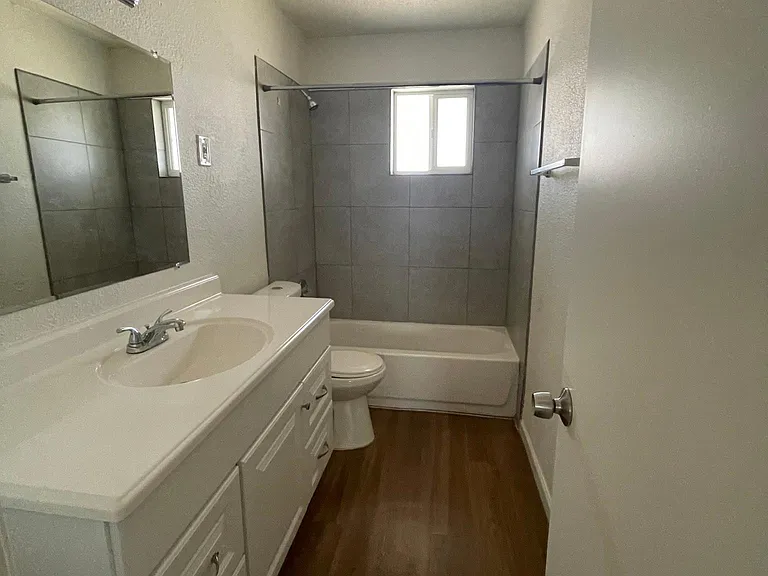 371 N Nevada St — Photo 5
