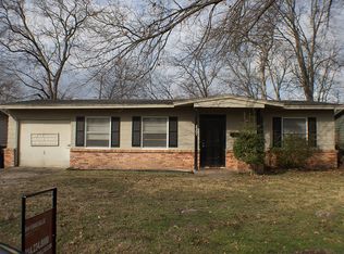 2207 Fenwick Dr, Dallas, TX 75228