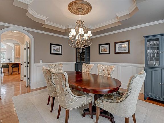 5th image of 230 Ashbourne Lake Ct