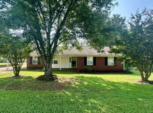 2402 Rolling Green Rd, Anderson, SC 29621