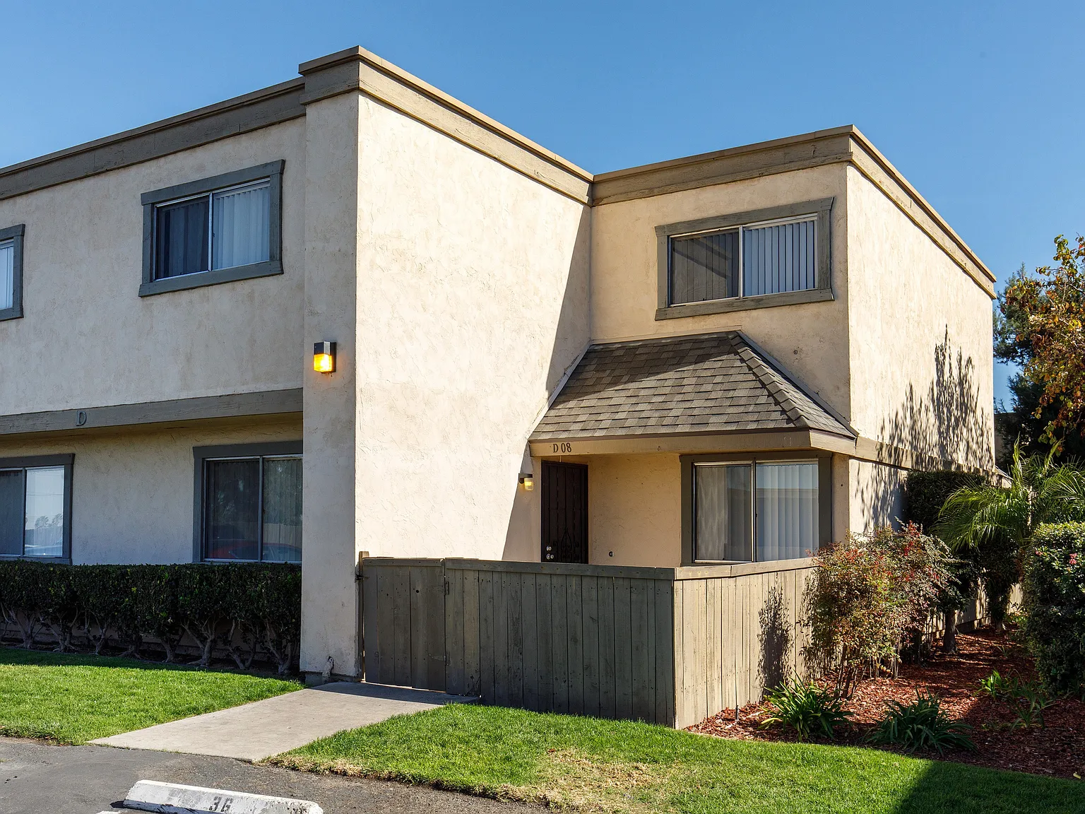 Angelina Terrace — Photo 1