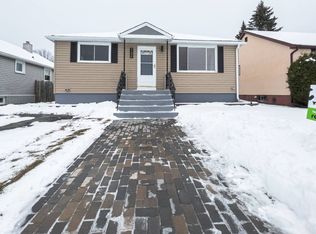 732 McKellar St N, Thunder Bay, ON P7C4A6