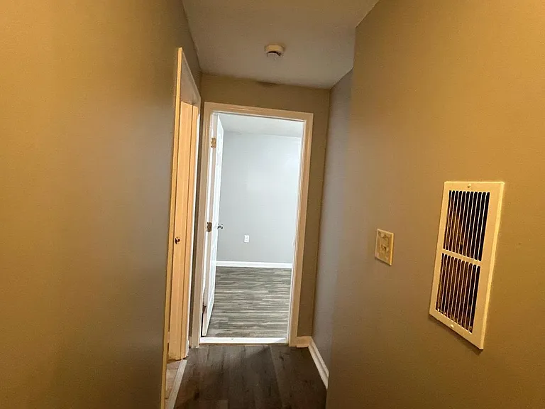 4674 Mews Dr — Photo 26