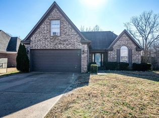110 Clay Hills Dr, Oakland, TN 38060