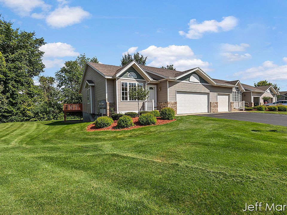 696 Glenvale Dr, Coopersville, MI 49404 Zillow