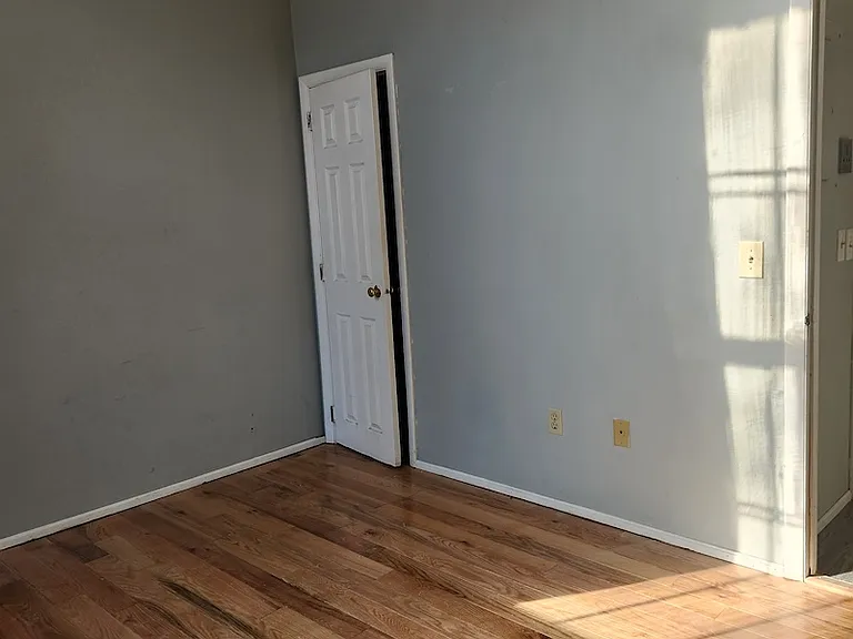 926 Southbridge St #15 — Photo 8