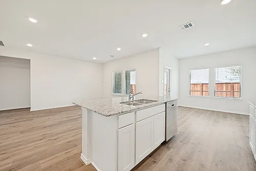 4104 Malachite Dr Photo 1