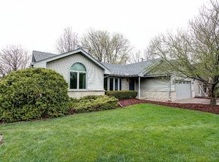 6231 S 106th St, Hales Corners, WI 53130