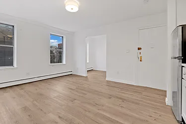 Rented by R New York