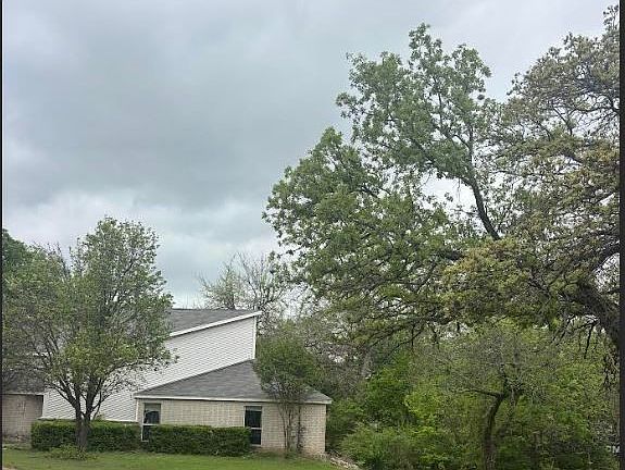 5th image of 6 Creekwood Trl