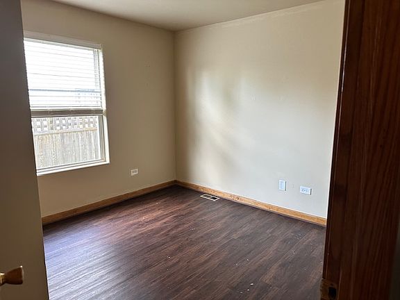 2nd image of 1311 Idabright Dr