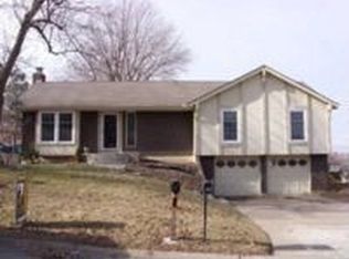 919 SW 17th St, Blue Springs, MO 64015
