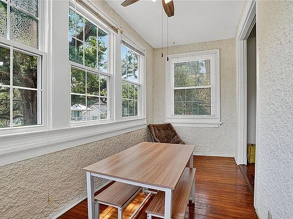 4th image of 2502 Nashville Ave