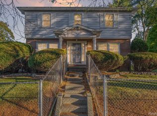 918 W McClellan St, Flint, MI 48504