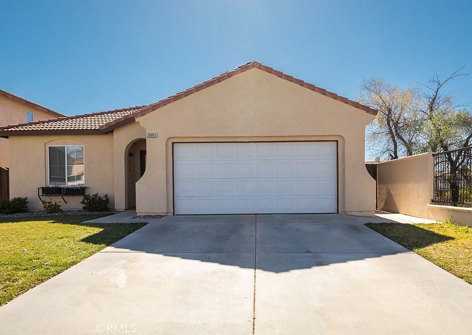 1st image of 26683 Calle Luna