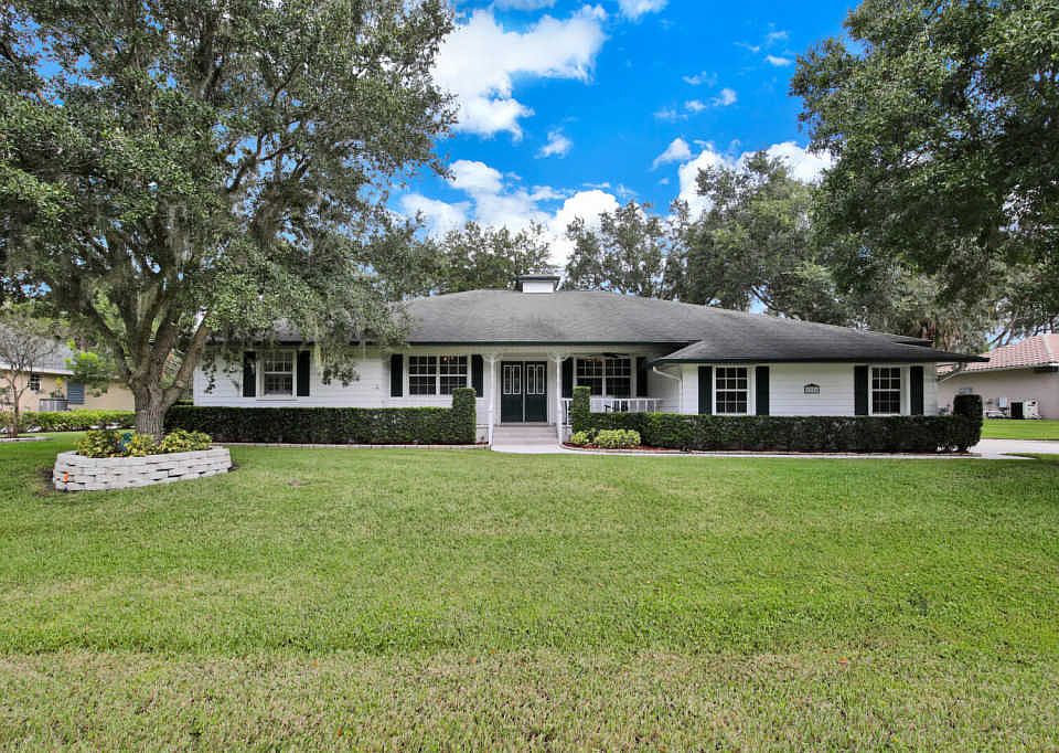 1st image of 2204 Winding Creek Ln