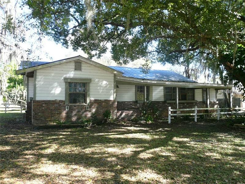 1st image of 19119 Holly Ln