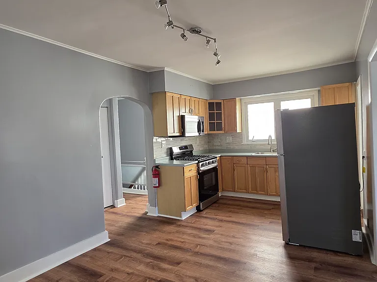 6718 Madison St #2 — Photo 12