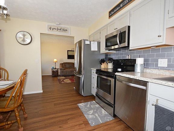 3rd image of 4849 Brannan Dr E