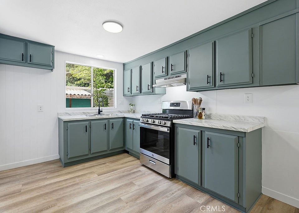 1st image of 22899 Byron Rd APT 24