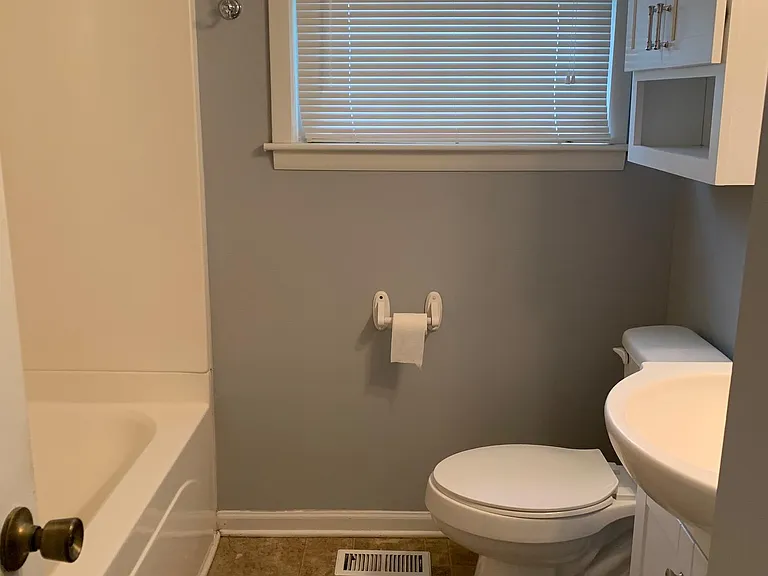 5409 Oakmont Cir — Photo 18