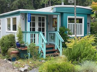 209 Madrona Way NE, Bainbridge Island, WA 98110